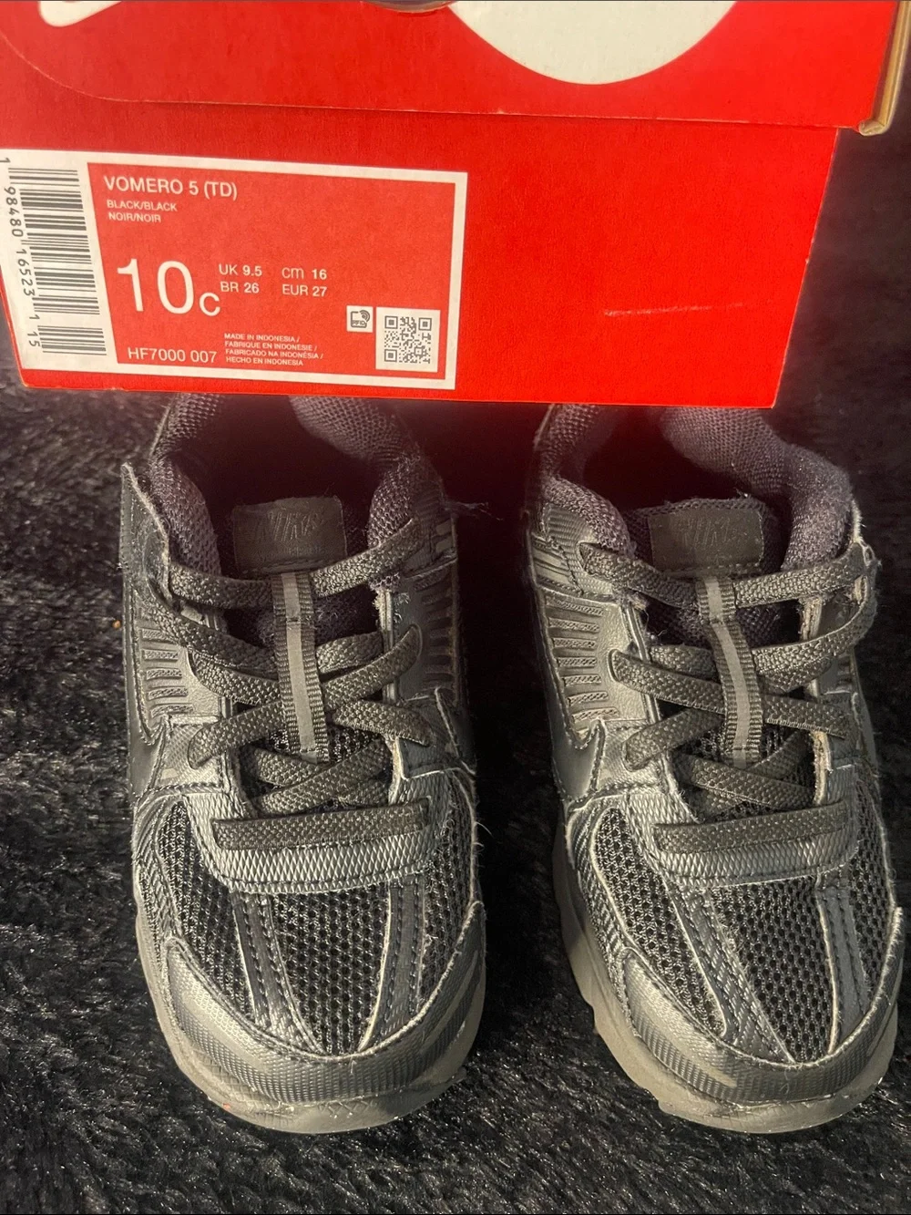 Nike Vomero 5 lightweight kids